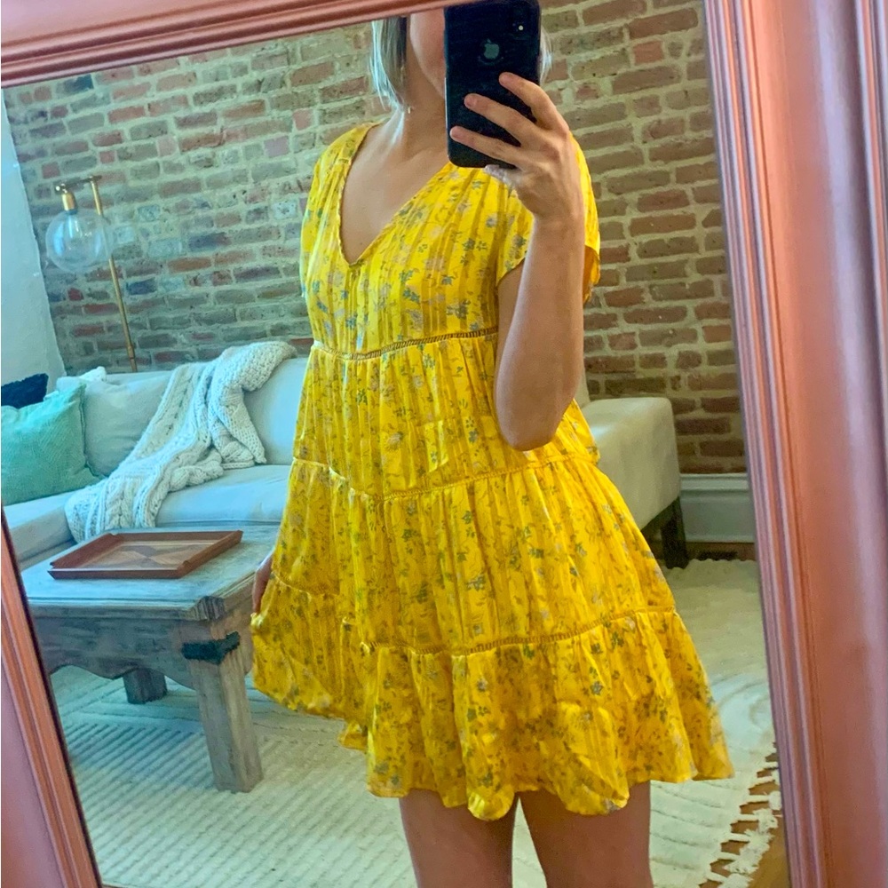 NWOT Bright yellow beautiful sundress